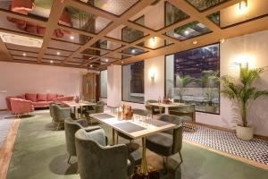 Posezení v ubytování Saltstayz Trinity - Chandigarh Mohali