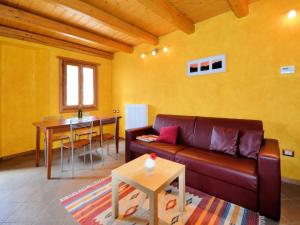 Posezení v ubytování Holiday Home Le Baite di Bodone-1 by Interhome + 23 fotografií