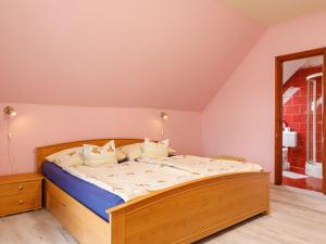 Postel nebo postele na pokoji v ubytování Holiday Home Narcisse by Interhome