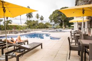 A piscina localizada em Radisson Hotel Panama Canal ou nos arredores