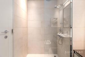 Bilik mandi di The Parkview Tower View