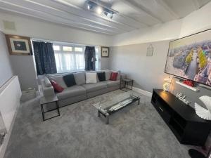 Χώρος καθιστικού στο Tripple Bs Apartments