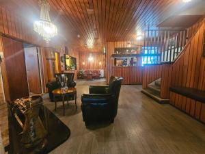 Posezení v ubytování Eides Hotel