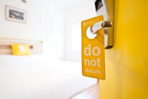 Certifikát, hodnocení, plakát nebo jiný dokument vystavený v ubytování bloomrooms @ Indiranagar