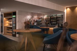 Lounge nebo bar v ubytování Maraias - Luxury Suites & Apartments
