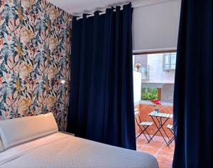 Katil atau katil-katil dalam bilik di Guadalupe Cozy Inns +74 gambar