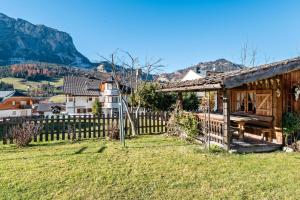 Foto dalla galleria di Apartments Campagnola a Badia