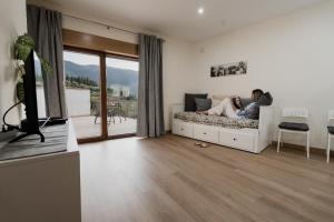 TV a/nebo společenská místnost v ubytování Uva Douro Houses