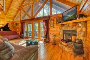 Χώρος καθιστικού στο Browns Bear Den #235