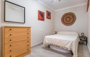 Postel nebo postele na pokoji v ubytování Nice Apartment In Chipiona With Wifi