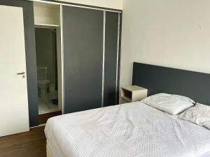 Gallery image of Vista Mar | 3 Quartos c/ Ar | 50m da Praia | Vaga in São Vicente +14 photos