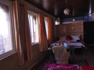 Posezení v ubytování Hotel Desert