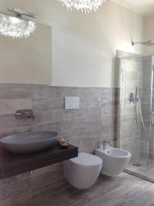 Et badeværelse på La casa dell'azzurro