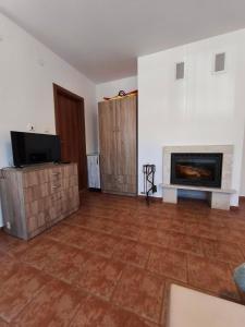 Μια τηλεόραση ή/και κέντρο ψυχαγωγίας στο the old inn