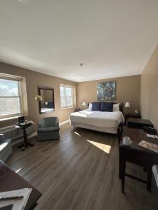 Ένα ή περισσότερα κρεβάτια σε δωμάτιο στο Westover Inn