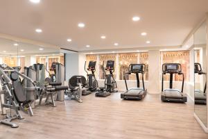 Fitness centrum a/nebo fitness zařízení v ubytování Concorde Hotel New York