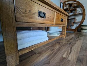 スウォンジーにあるR5 - Triple Room Retreat - City & Beach Access, WIFI, Free Parking - Self Cateringのギャラリーの写真