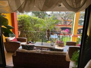 Un balcón o terraza en Casa Pino Residencia de Lujo - Alberca con Caldera Incluido