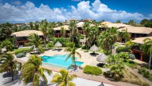 Bazén v ubytování Spanish Water Apartments - La Maya Resort at Jan Thiel nebo v jeho okolí