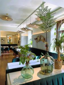 Un restaurante o sitio para comer en VIVE Hotel & Restaurant Vienna
