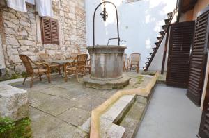 Zdjęcie z galerii obiektu Holiday Home Svalba w Rovinj