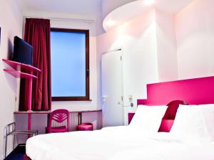 Postel nebo postele na pokoji v ubytování Hotel Siru Brussels