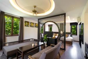 Posezení v ubytování Hoi An Emotion Boutique Villa