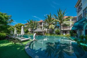 Bazén v ubytování Hoi An Emotion Boutique Villa nebo v jeho okolí