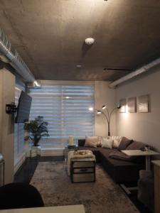 Postel nebo postele na pokoji v ubytování Modern Cozy Nest