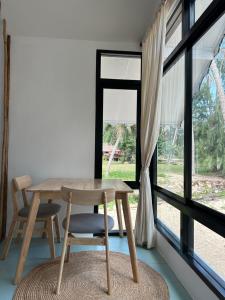 Μπαλκόνι ή βεράντα στο Chic house on the beach +21 φωτογραφίες