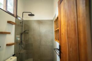Koupelna v ubytování Nomada Villas