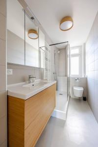 Kúpeľňa v ubytovaní Les chambres du Graoully - Le 109 - Metz Gare - Parking inclus - NO S-model