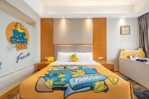 Postel nebo postele na pokoji v ubytování Zhangzhou Yuyuan Hotel