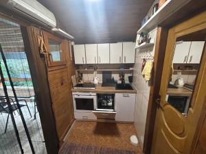 Cucina o angolo cottura di Vikendica Boki i Maki