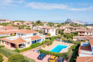 Γενική θέα στο βουνό ή θέα στο βουνό από  αυτό το ξενοδοχείο διαμερισμάτων