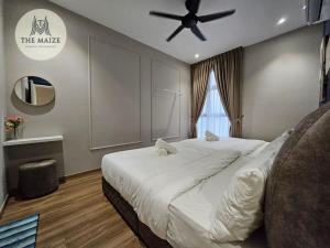 Ένα ή περισσότερα κρεβάτια σε δωμάτιο στο The Cove Hillside Residence Ipoh - Downtown Delight +15 φωτογραφίες