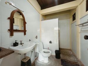 A bathroom at Sasak Experience