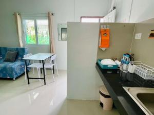 Kuchyň nebo kuchyňský kout v ubytování Yada House + 20 fotografií