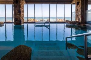 Bazén v ubytování Radisson Blu Acqua Hotel & Spa Concon nebo v jeho okolí