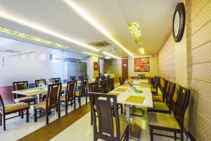 Posezení v ubytování FabHotel Prime Prowell Crown - Nr TCS Deccan Park, Hitech City