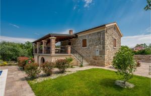 Zahrada ubytování Stunning Home In Svet Vid Dobrinjski