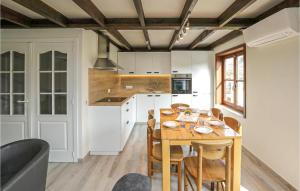 Kuchyň nebo kuchyňský kout v ubytování Zeebos Ref 236