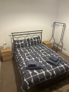 Postel nebo postele na pokoji v ubytování The garden flat