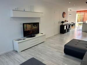 TV/trung tâm giải trí tại Grande maison tout confort