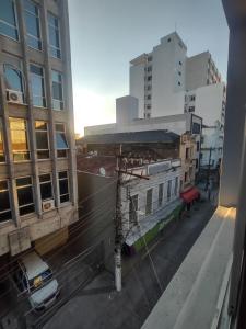 フロリアノポリスにあるApto studio no Centro de Floripa 201の建物のある街並み