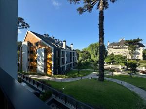 O edifício em que o apartamento se localiza