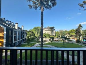 Um jardim em Monte Lussari 203A - Apê NOVO no Bavária Gramado