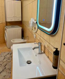 Gallery image of Legacy Loft 1 in Durrës