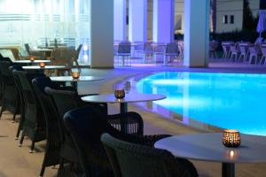 Bazén v ubytování Castello Boutique Resort & Spa - Adults Only nebo v jeho okolí