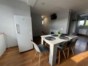 Imagen de la galería de PGK Hostel Gryfino, en Pniewo 25 fotos más